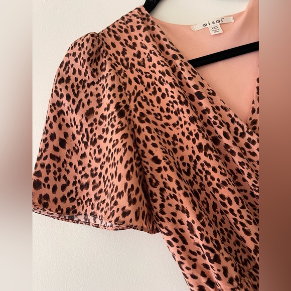 Leopard dress with frilly detailing - Picture 4 of 5
